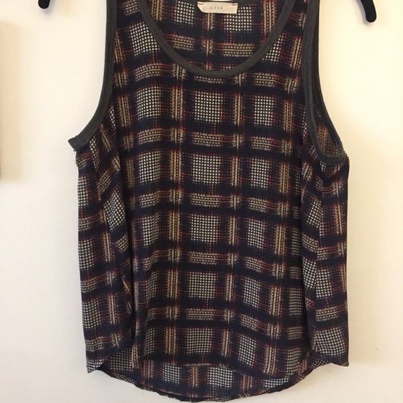 Lush Plaid-Pattern Tank Top - Picture 2 of 4